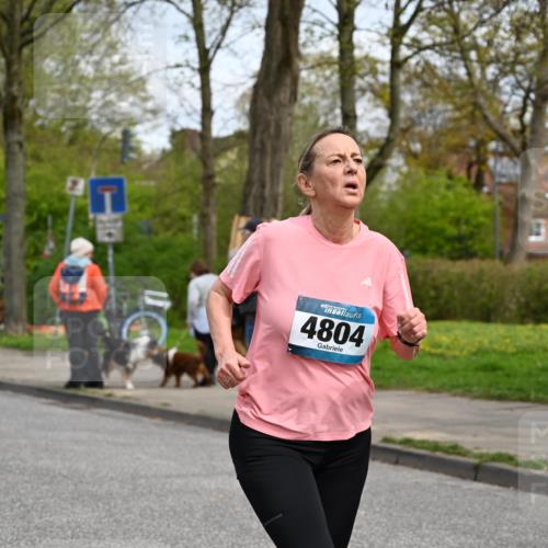 12.04.2026 - 45. Internationalen Wilhelmsburger Insellauf J. Mangold http://msf.ph/oto/9516081 12.04.2026 13:17:23 Ziel 3281, 4315, 4867, 4868, 4130, 4129, 2609, 2610, 2571, 5001, 5532, 4392, 4642, 4957, 3900, 5759, 2030, 3199, 3453, 3455, 4194, 4194, 5717, 4804, 3604, 2125, 2520, 5204, 3272, 4690, 3252, 4697, 3252, 4697, 2903, 4104, 5465, 4998, 5332, 4203, 4202, 5836, 2759 meine-sportfotos.de