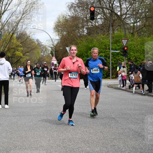 12.04.2026 - 45. Internationalen Wilhelmsburger Insellauf J. Mangold http://msf.ph/oto/9516141 12.04.2026 13:17:32 Ziel 5532, 4392, 4642, 4957, 3900, 5759, 2030, 3199, 3453, 3455, 4194, 5717, 4804, 3604, 2125, 2520, 2520, 5204, 3272, 4690, 3252, 4697, 2903, 4104, 5465, 4998, 5332, 4203, 4202, 5836, 2759, 4487, 2833, 3879 meine-sportfotos.de