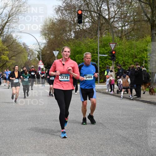 12.04.2026 - 45. Internationalen Wilhelmsburger Insellauf J. Mangold http://msf.ph/oto/9516144 12.04.2026 13:17:32 Ziel 5532, 4392, 4642, 4957, 3900, 5759, 2030, 3199, 3453, 3455, 4194, 5717, 4804, 3604, 2125, 2520, 2520, 5204, 3272, 4690, 3252, 4697, 2903, 4104, 5465, 4998, 5332, 4203, 4202, 5836, 2759, 4487, 2833, 3879 meine-sportfotos.de