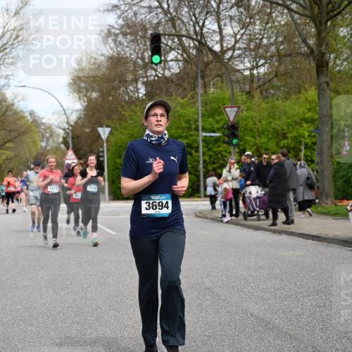 12.04.2026 - 45. Internationalen Wilhelmsburger Insellauf J. Mangold http://msf.ph/oto/9516248 12.04.2026 13:17:52 Ziel 2125, 2520, 5204, 3272, 4690, 3252, 4697, 2903, 4104, 5465, 4998, 5332, 4203, 4202, 5836, 2759, 4487, 2833, 3879, 3630, 5714, 4213, 2516, 2517, 4031, 3694, 2018, 2961, 3248, 2570, 2573, 3277, 3828, 4948, 5488 meine-sportfotos.de