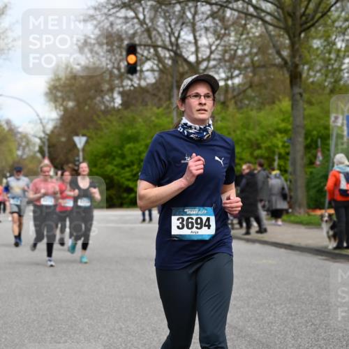 12.04.2026 - 45. Internationalen Wilhelmsburger Insellauf J. Mangold http://msf.ph/oto/9516258 12.04.2026 13:17:53 Ziel 2125, 2520, 5204, 3272, 4690, 3252, 4697, 2903, 4104, 5465, 4998, 5332, 4203, 4202, 5836, 2759, 4487, 2833, 3879, 3630, 5714, 4213, 2516, 2517, 4031, 3694, 2018, 2018, 2961, 3248, 2570, 2573, 3277, 3828, 4948, 5488, 5663 meine-sportfotos.de