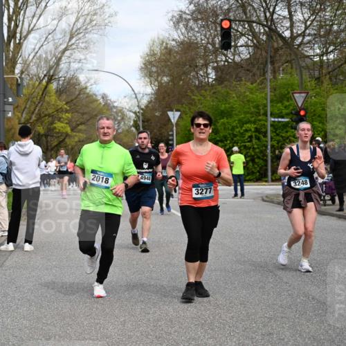 12.04.2026 - 45. Internationalen Wilhelmsburger Insellauf J. Mangold http://msf.ph/oto/9516309 12.04.2026 13:18:04 Ziel 4104, 5465, 4998, 5332, 4203, 4202, 5836, 2759, 4487, 2833, 3879, 3630, 5714, 4213, 2516, 2517, 4031, 3694, 2018, 2961, 3248, 2570, 2573, 3277, 3828, 4948, 5488, 5663, 4727, 5541, 4153, 3528, 3527, 4400, 4403, 4556, 4626, 2019, 3940, 3482 meine-sportfotos.de