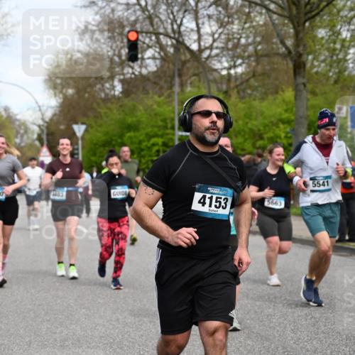 12.04.2026 - 45. Internationalen Wilhelmsburger Insellauf J. Mangold http://msf.ph/oto/9516387 12.04.2026 13:18:12 Ziel 4487, 2833, 3879, 3630, 5714, 4213, 2516, 2517, 4031, 3694, 2018, 2961, 3248, 2570, 2573, 3277, 3277, 3828, 4948, 5488, 5663, 4727, 5541, 4153, 3528, 3527, 4400, 4403, 4556, 4626, 4626, 2019, 3940, 3482, 3524, 2572, 3587, 4734 meine-sportfotos.de