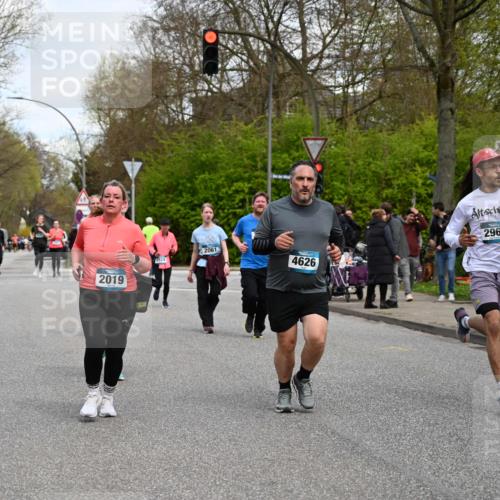 12.04.2026 - 45. Internationalen Wilhelmsburger Insellauf J. Mangold http://msf.ph/oto/9516446 12.04.2026 13:18:20 Ziel 3630, 5714, 4213, 2516, 2517, 4031, 3694, 2018, 2961, 3248, 2570, 2573, 3277, 3828, 4948, 5488, 5663, 4727, 5541, 4153, 3528, 3527, 4400, 4403, 3528, 3527, 4400, 4403, 4556, 4626, 2019, 3940, 3482, 3524, 2572, 3587, 4734, 2061, 4020 meine-sportfotos.de