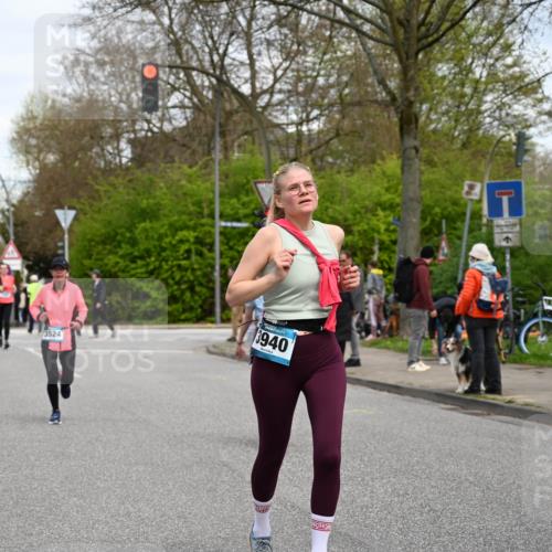 12.04.2026 - 45. Internationalen Wilhelmsburger Insellauf J. Mangold http://msf.ph/oto/9516477 12.04.2026 13:18:24 Ziel 2516, 2517, 4031, 3694, 2018, 2961, 3248, 2570, 2573, 3277, 3828, 4948, 5488, 5663, 4727, 5541, 4153, 3528, 3527, 4400, 4403, 4556, 4626, 4626, 2019, 3940, 3482, 3524, 2572, 3587, 4734, 3587, 4734, 2061, 4020, 5849, 4639, 3809, 4660 meine-sportfotos.de