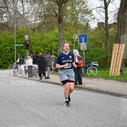 12.04.2026 - 45. Internationalen Wilhelmsburger Insellauf J. Mangold http://msf.ph/oto/9516578 12.04.2026 13:19:09 Ziel 4020, 5849, 4639, 3809, 4660, 2174, 5019, 4543, 4793, 5786, 4112, 3071, 2027, 5007, 4594, 4984, 3927, 3193, 4469, 5327, 3125, 4518, 5778, 5778, 2799, 4972, 3265, 5003 meine-sportfotos.de