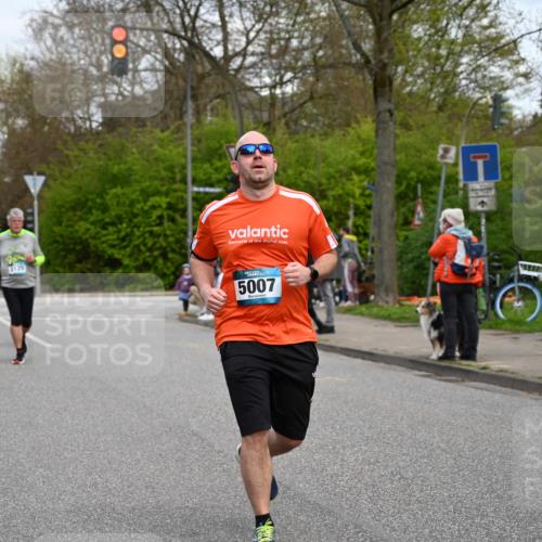 12.04.2026 - 45. Internationalen Wilhelmsburger Insellauf J. Mangold http://msf.ph/oto/9516592 12.04.2026 13:19:11 Ziel 5849, 4639, 3809, 4660, 2174, 5019, 4543, 4793, 5786, 4112, 3071, 2027, 5007, 5007, 4594, 4984, 3927, 3193, 4469, 5327, 3125, 4518, 5778, 2799, 2799, 4972, 3265, 5003, 3857, 2946 meine-sportfotos.de
