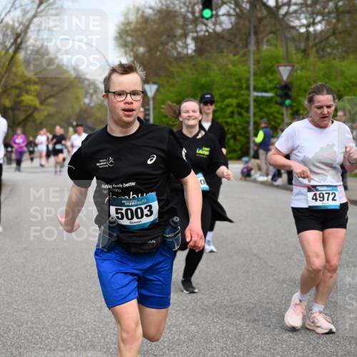 12.04.2026 - 45. Internationalen Wilhelmsburger Insellauf J. Mangold http://msf.ph/oto/9516647 12.04.2026 13:19:21 Ziel 4793, 5786, 4112, 3071, 2027, 5007, 4594, 4984, 3927, 3193, 4469, 5327, 3125, 4518, 5778, 5778, 2799, 4972, 3265, 5003, 5003, 3857, 2946, 4905, 4274, 2534, 4936, 2366, 3655 meine-sportfotos.de