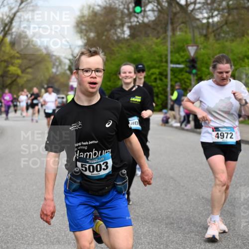 12.04.2026 - 45. Internationalen Wilhelmsburger Insellauf J. Mangold http://msf.ph/oto/9516648 12.04.2026 13:19:21 Ziel 4793, 5786, 4112, 3071, 2027, 5007, 4594, 4984, 3927, 3193, 4469, 5327, 3125, 4518, 5778, 5778, 2799, 4972, 3265, 5003, 5003, 3857, 2946, 4905, 4274, 2534, 4936, 2366, 3655 meine-sportfotos.de