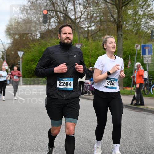 12.04.2026 - 45. Internationalen Wilhelmsburger Insellauf J. Mangold http://msf.ph/oto/9516763 12.04.2026 13:19:44 Ziel 4518, 5778, 2799, 4972, 3265, 5003, 3857, 2946, 4905, 4274, 2534, 4936, 2366, 3655, 2261, 2264, 3448, 3449, 2894, 2888, 3898, 2431, 4121, 5308 meine-sportfotos.de