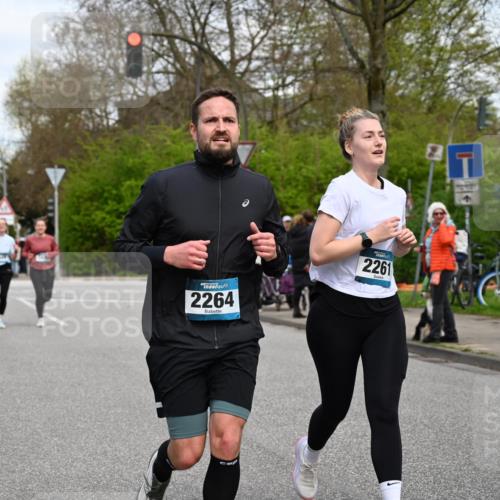 12.04.2026 - 45. Internationalen Wilhelmsburger Insellauf J. Mangold http://msf.ph/oto/9516764 12.04.2026 13:19:44 Ziel 4518, 5778, 2799, 4972, 3265, 5003, 3857, 2946, 4905, 4274, 2534, 4936, 2366, 3655, 2261, 2264, 3448, 3449, 2894, 2888, 3898, 2431, 4121, 5308 meine-sportfotos.de