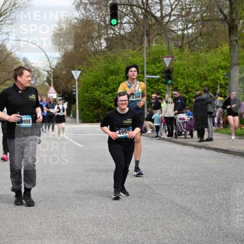12.04.2026 - 45. Internationalen Wilhelmsburger Insellauf J. Mangold http://msf.ph/oto/9516827 12.04.2026 13:19:59 Ziel 3857, 2946, 4905, 4274, 2534, 4936, 2366, 3655, 2261, 2264, 3448, 3449, 2894, 2888, 3898, 2431, 4121, 5308, 3236, 4718, 2247, 3203, 5342, 3822, 3821, 4999, 4803, 2224, 4223, 4224, 4954, 5258, 3284 meine-sportfotos.de