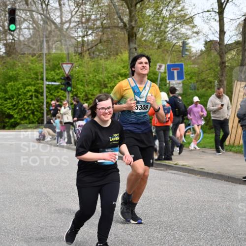 12.04.2026 - 45. Internationalen Wilhelmsburger Insellauf J. Mangold http://msf.ph/oto/9516848 12.04.2026 13:20:01 Ziel 4905, 4274, 2534, 4936, 2366, 3655, 2261, 2264, 3448, 3449, 2894, 2888, 3898, 2431, 4121, 5308, 3236, 4718, 2247, 3203, 5342, 3822, 3821, 4999, 4803, 2224, 4223, 4224, 4954, 5258, 3284 meine-sportfotos.de