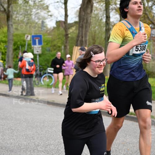 12.04.2026 - 45. Internationalen Wilhelmsburger Insellauf J. Mangold http://msf.ph/oto/9516861 12.04.2026 13:20:02 Ziel 2534, 4936, 2366, 3655, 2261, 2264, 3448, 3449, 2894, 2888, 3898, 2431, 4121, 5308, 3236, 4718, 2247, 3203, 2247, 3203, 5342, 3822, 3821, 4999, 4803, 2224, 4223, 4224, 4954, 5258, 3284 meine-sportfotos.de