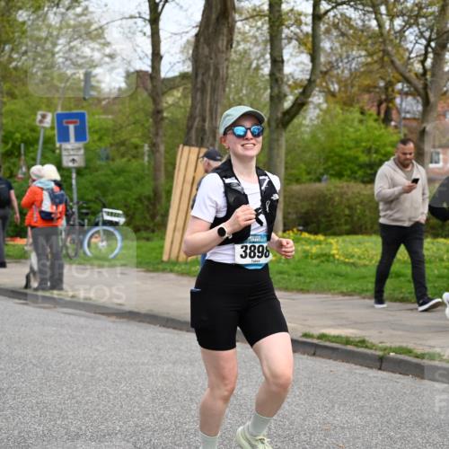 12.04.2026 - 45. Internationalen Wilhelmsburger Insellauf J. Mangold http://msf.ph/oto/9516869 12.04.2026 13:20:06 Ziel 2366, 3655, 2261, 2264, 3448, 3449, 2894, 2888, 3898, 2431, 4121, 5308, 3236, 4718, 2247, 3203, 5342, 3822, 3821, 4999, 4803, 4803, 2224, 4223, 4224, 4954, 5258, 3284, 2469, 4305 meine-sportfotos.de