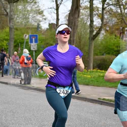 12.04.2026 - 45. Internationalen Wilhelmsburger Insellauf J. Mangold http://msf.ph/oto/9516911 12.04.2026 13:20:13 Ziel 2261, 2264, 3448, 3449, 2894, 2888, 3898, 2431, 4121, 5308, 3236, 4718, 2247, 3203, 5342, 3822, 3821, 4999, 4803, 2224, 4223, 4224, 4954, 5258, 3284, 2469, 4305, 2013, 3233, 5230, 3766 meine-sportfotos.de