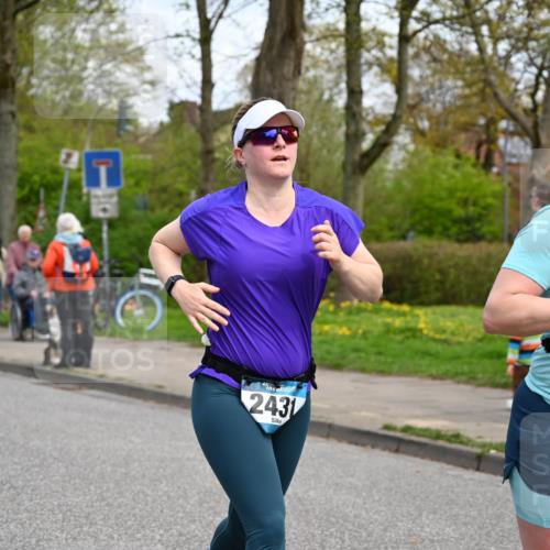 12.04.2026 - 45. Internationalen Wilhelmsburger Insellauf J. Mangold http://msf.ph/oto/9516912 12.04.2026 13:20:13 Ziel 2261, 2264, 3448, 3449, 2894, 2888, 3898, 2431, 4121, 5308, 3236, 4718, 2247, 3203, 5342, 3822, 3821, 4999, 4803, 2224, 4223, 4224, 4954, 5258, 3284, 2469, 4305, 2013, 3233, 5230, 3766 meine-sportfotos.de