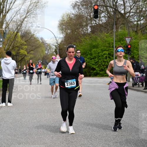 12.04.2026 - 45. Internationalen Wilhelmsburger Insellauf J. Mangold http://msf.ph/oto/9517027 12.04.2026 13:20:39 Ziel 2247, 3203, 5342, 3822, 3821, 4999, 4803, 2224, 4223, 4224, 4954, 5258, 3284, 2469, 4305, 2013, 3233, 5230, 3766, 4103, 4341, 5633, 4284, 4293, 5543, 2363, 2101, 4417, 3552, 3551, 2333, 4018, 5716 meine-sportfotos.de