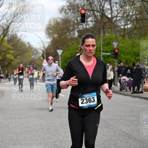 12.04.2026 - 45. Internationalen Wilhelmsburger Insellauf J. Mangold http://msf.ph/oto/9517043 12.04.2026 13:20:40 Ziel 5342, 3822, 3821, 4999, 4803, 2224, 4223, 4224, 4954, 5258, 3284, 2469, 4305, 2013, 3233, 5230, 3766, 4103, 4341, 5633, 4284, 4293, 5543, 2363, 2363, 2101, 4417, 3552, 3551, 2333, 4018, 5716 meine-sportfotos.de