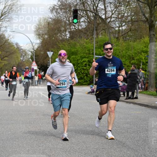 12.04.2026 - 45. Internationalen Wilhelmsburger Insellauf J. Mangold http://msf.ph/oto/9517055 12.04.2026 13:20:42 Ziel 4999, 4803, 2224, 4223, 4224, 4954, 5258, 3284, 2469, 4305, 2013, 3233, 5230, 3766, 4103, 4341, 5633, 4284, 4293, 5543, 2363, 2101, 2101, 4417, 3552, 3551, 2333, 4018, 5716, 4319 meine-sportfotos.de