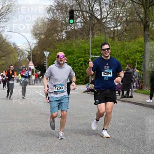12.04.2026 - 45. Internationalen Wilhelmsburger Insellauf J. Mangold http://msf.ph/oto/9517056 12.04.2026 13:20:42 Ziel 4999, 4803, 2224, 4223, 4224, 4954, 5258, 3284, 2469, 4305, 2013, 3233, 5230, 3766, 4103, 4341, 5633, 4284, 4293, 5543, 2363, 2101, 2101, 4417, 3552, 3551, 2333, 4018, 5716, 4319 meine-sportfotos.de