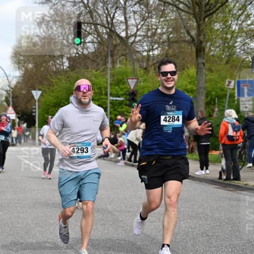 12.04.2026 - 45. Internationalen Wilhelmsburger Insellauf J. Mangold http://msf.ph/oto/9517064 12.04.2026 13:20:43 Ziel 4803, 2224, 4223, 4224, 4954, 5258, 3284, 2469, 4305, 2013, 3233, 5230, 3766, 4103, 4341, 5633, 4284, 4293, 5543, 2363, 2101, 4417, 3552, 3551, 2333, 4018, 5716, 4319 meine-sportfotos.de