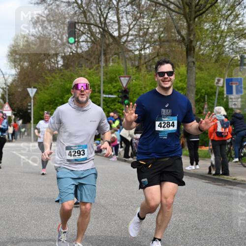 12.04.2026 - 45. Internationalen Wilhelmsburger Insellauf J. Mangold http://msf.ph/oto/9517065 12.04.2026 13:20:43 Ziel 4803, 2224, 4223, 4224, 4954, 5258, 3284, 2469, 4305, 2013, 3233, 5230, 3766, 4103, 4341, 5633, 4284, 4293, 5543, 2363, 2101, 4417, 3552, 3551, 2333, 4018, 5716, 4319 meine-sportfotos.de
