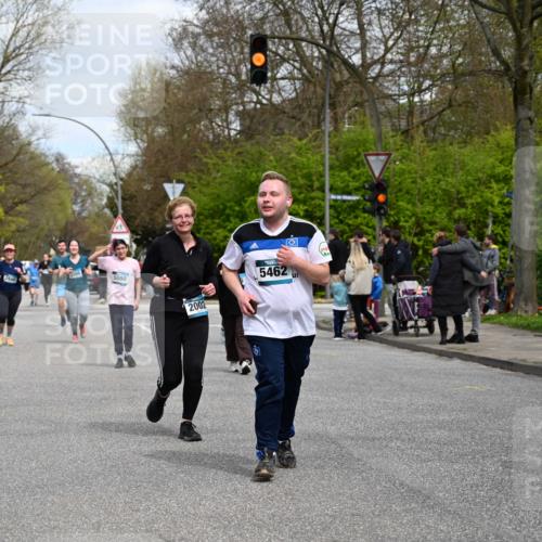12.04.2026 - 45. Internationalen Wilhelmsburger Insellauf J. Mangold http://msf.ph/oto/9517327 12.04.2026 13:21:39 Ziel 4444, 4800, 4047, 2175, 3402, 5482, 4017, 3676, 2628, 3251, 5201, 3109, 4404, 4362, 2473, 2552, 2130, 2840, 3998, 5462, 5205, 4809, 4809, 2002, 2332, 2116, 3581, 3235, 3915 meine-sportfotos.de