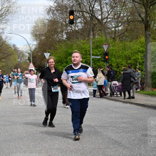 12.04.2026 - 45. Internationalen Wilhelmsburger Insellauf J. Mangold http://msf.ph/oto/9517328 12.04.2026 13:21:40 Ziel 4444, 4800, 4047, 2175, 3402, 5482, 4017, 3676, 2628, 3251, 5201, 3109, 4404, 4362, 2473, 2552, 2130, 2840, 3998, 5462, 5205, 4809, 2002, 2002, 2332, 2116, 3581, 3235, 3915 meine-sportfotos.de