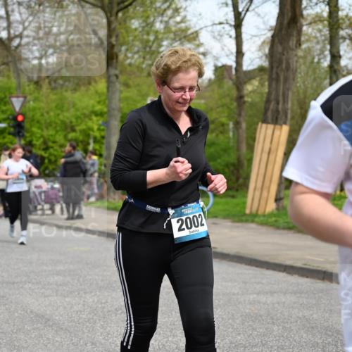 12.04.2026 - 45. Internationalen Wilhelmsburger Insellauf J. Mangold http://msf.ph/oto/9517341 12.04.2026 13:21:42 Ziel 4800, 4047, 2175, 3402, 5482, 4017, 3676, 2628, 3251, 5201, 3109, 4404, 4362, 2473, 4362, 2473, 2552, 2130, 2840, 3998, 5462, 5205, 4809, 2002, 2332, 2116, 3581, 3235, 3915, 5080, 4348, 5085, 3603, 3602 meine-sportfotos.de