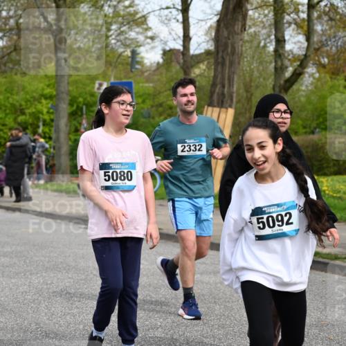 12.04.2026 - 45. Internationalen Wilhelmsburger Insellauf J. Mangold http://msf.ph/oto/9517371 12.04.2026 13:21:49 Ziel 5482, 4017, 3676, 2628, 3251, 5201, 3109, 4404, 4362, 2473, 2552, 2130, 2840, 3998, 5462, 5205, 4809, 2002, 2332, 2116, 2116, 3581, 3235, 3915, 5080, 4348, 5085, 3603, 3602, 5092, 2246, 5192, 5171, 3162, 4443, 4442, 3746 meine-sportfotos.de