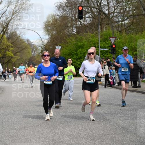 12.04.2026 - 45. Internationalen Wilhelmsburger Insellauf J. Mangold http://msf.ph/oto/9517404 12.04.2026 13:21:58 Ziel 3676, 2628, 3251, 5201, 3109, 4404, 4362, 2473, 2552, 2130, 2840, 3998, 5462, 5205, 4809, 2002, 2332, 2116, 3581, 3235, 3915, 5080, 4348, 5085, 3603, 3602, 5092, 2246, 5192, 5171, 3162, 4443, 4442, 3746, 5290, 3057, 3667, 5304, 4210 meine-sportfotos.de