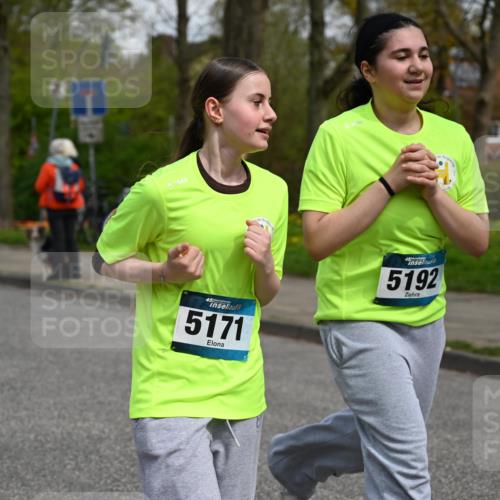 12.04.2026 - 45. Internationalen Wilhelmsburger Insellauf J. Mangold http://msf.ph/oto/9517437 12.04.2026 13:22:03 Ziel 5201, 3109, 4404, 4362, 2473, 2552, 2130, 2840, 3998, 5462, 5205, 4809, 2002, 2332, 2116, 3581, 3235, 3915, 3235, 3915, 5080, 4348, 5085, 3603, 3602, 5092, 2246, 5192, 5171, 3162, 4443, 4442, 3746, 5290, 3057, 3057, 3667, 5304, 4210, 4014, 2158 meine-sportfotos.de