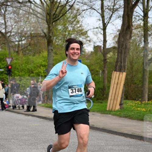 12.04.2026 - 45. Internationalen Wilhelmsburger Insellauf J. Mangold http://msf.ph/oto/9517447 12.04.2026 13:22:10 Ziel 2130, 2840, 3998, 5462, 5205, 4809, 2002, 2332, 2116, 3581, 3235, 3915, 5080, 4348, 5085, 3603, 3602, 5092, 2246, 5192, 5171, 3162, 4443, 4442, 3746, 5290, 3057, 3667, 5304, 4210, 4014, 2158 meine-sportfotos.de