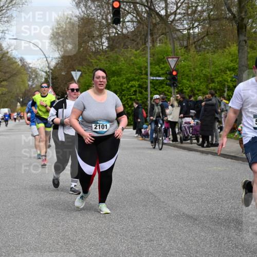12.04.2026 - 45. Internationalen Wilhelmsburger Insellauf J. Mangold http://msf.ph/oto/9517477 12.04.2026 13:20:25 Ziel 3898, 2431, 4121, 5308, 3236, 4718, 2247, 3203, 5342, 3822, 3821, 4999, 4803, 2224, 4223, 4224, 4954, 5258, 3284, 2469, 4305, 2013, 3233, 5230, 3766, 3766, 4103, 4341, 5633, 4284, 4293, 5543 meine-sportfotos.de
