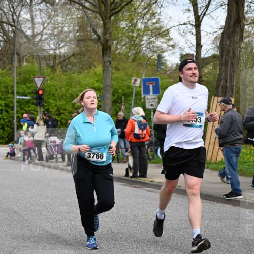 12.04.2026 - 45. Internationalen Wilhelmsburger Insellauf J. Mangold http://msf.ph/oto/9517504 12.04.2026 13:20:31 Ziel 2431, 4121, 5308, 3236, 4718, 2247, 3203, 5342, 3822, 3821, 4999, 4803, 2224, 4223, 4224, 4954, 5258, 3284, 2469, 4305, 2013, 2013, 3233, 5230, 3766, 4103, 4341, 5633, 4284, 4293, 5543, 2363, 2101 meine-sportfotos.de