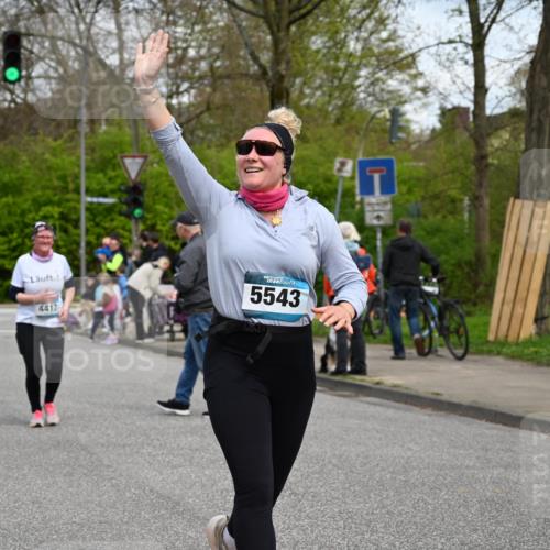 12.04.2026 - 45. Internationalen Wilhelmsburger Insellauf J. Mangold http://msf.ph/oto/9517580 12.04.2026 13:20:45 Ziel 4224, 4954, 5258, 3284, 2469, 4305, 2013, 3233, 5230, 3766, 4103, 4341, 5633, 5633, 4284, 4293, 5543, 2363, 2101, 4417, 3552, 3551, 3552, 3551, 2333, 4018, 5716, 4319, 5297 meine-sportfotos.de
