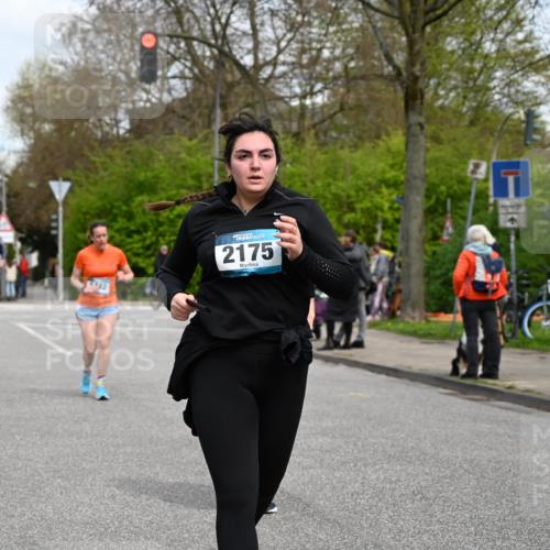 12.04.2026 - 45. Internationalen Wilhelmsburger Insellauf J. Mangold http://msf.ph/oto/9517668 12.04.2026 13:21:11 Ziel 4284, 4293, 5543, 2363, 2101, 4417, 3552, 3551, 2333, 4018, 5716, 4319, 5297, 4878, 5484, 2692, 4444, 4800, 4047, 2175, 3402, 5482, 4017, 3676, 2628 meine-sportfotos.de