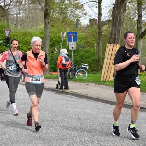 12.04.2026 - 45. Internationalen Wilhelmsburger Insellauf J. Mangold http://msf.ph/oto/9517755 12.04.2026 13:21:29 Ziel 4319, 5297, 4878, 5484, 2692, 4444, 4800, 4047, 2175, 3402, 5482, 4017, 3676, 2628, 3251, 5201, 3109, 4404, 3109, 4404, 4362, 2473, 2552, 2130, 2840, 3998, 5462, 5205, 4809, 2002 meine-sportfotos.de