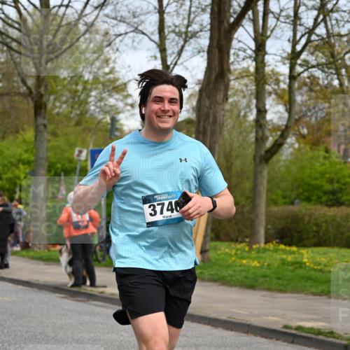 12.04.2026 - 45. Internationalen Wilhelmsburger Insellauf J. Mangold http://msf.ph/oto/9517951 12.04.2026 13:22:10 Ziel 2130, 2840, 3998, 5462, 5205, 4809, 2002, 2332, 2116, 3581, 3235, 3915, 5080, 4348, 5085, 3603, 3602, 5092, 2246, 5192, 5171, 3162, 4443, 4442, 3746, 5290, 3057, 3667, 5304, 4210, 4014, 2158 meine-sportfotos.de