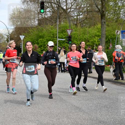 12.04.2026 - 45. Internationalen Wilhelmsburger Insellauf J. Mangold http://msf.ph/oto/9517967 12.04.2026 13:22:14 Ziel 5205, 4809, 2002, 2332, 2116, 3581, 3235, 3915, 5080, 4348, 5085, 3603, 3602, 5092, 2246, 5192, 5171, 3162, 4443, 4442, 3746, 5290, 5290, 3057, 3667, 5304, 4210, 4014, 2158, 2158, 5314 meine-sportfotos.de