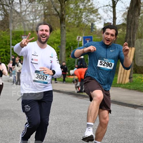 12.04.2026 - 45. Internationalen Wilhelmsburger Insellauf J. Mangold http://msf.ph/oto/9518014 12.04.2026 13:22:19 Ziel 2332, 2116, 3581, 3235, 3915, 5080, 4348, 5085, 3603, 3602, 5092, 2246, 5192, 5171, 3162, 4443, 4442, 3746, 5290, 3057, 3667, 5304, 4210, 4210, 4014, 2158, 5314, 4557, 2153 meine-sportfotos.de