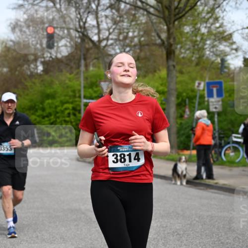 12.04.2026 - 45. Internationalen Wilhelmsburger Insellauf J. Mangold http://msf.ph/oto/9518219 12.04.2026 13:23:11 Ziel 4593, 4708, 3774, 4358, 5223, 3336, 3783, 3498, 3478, 4176, 4176, 5505, 3471, 3814, 2716, 3730, 3353, 2766, 5622, 3739 meine-sportfotos.de