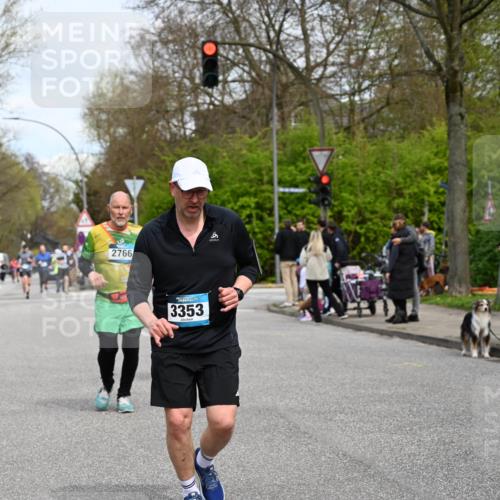 12.04.2026 - 45. Internationalen Wilhelmsburger Insellauf J. Mangold http://msf.ph/oto/9518225 12.04.2026 13:23:12 Ziel 4708, 3774, 4358, 5223, 3336, 3783, 3498, 3478, 4176, 5505, 5505, 3471, 3814, 2716, 3730, 3353, 2766, 5622, 3739, 5209, 5212 meine-sportfotos.de