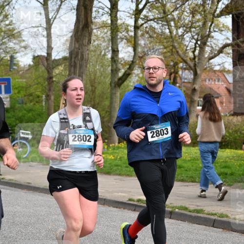12.04.2026 - 45. Internationalen Wilhelmsburger Insellauf J. Mangold http://msf.ph/oto/9518329 12.04.2026 13:23:31 Ziel 3498, 3478, 4176, 5505, 3471, 3814, 2716, 3730, 3353, 2766, 5622, 5622, 3739, 5209, 5212, 2802, 2803, 3258, 3259, 4073, 4292, 4517, 3872, 5017, 3871, 5632, 4365, 3267, 2562 meine-sportfotos.de