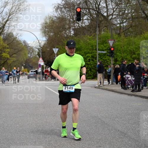 12.04.2026 - 45. Internationalen Wilhelmsburger Insellauf J. Mangold http://msf.ph/oto/9518506 12.04.2026 13:24:02 Ziel 2802, 2803, 3258, 3259, 4073, 4292, 4517, 3872, 5017, 3871, 5632, 4365, 3267, 2562, 5356, 5355, 4567, 2145, 3936, 4908, 4016, 2111, 2112, 2290 meine-sportfotos.de