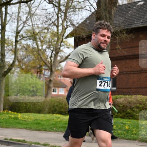 12.04.2026 - 45. Internationalen Wilhelmsburger Insellauf J. Mangold http://msf.ph/oto/9518704 12.04.2026 13:25:05 Ziel 5021, 4751, 2558, 2557, 2848, 2258, 2257, 2718, 5152, 5757, 3649 meine-sportfotos.de