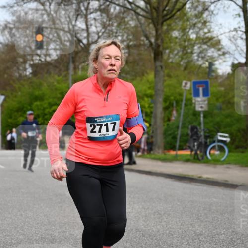 12.04.2026 - 45. Internationalen Wilhelmsburger Insellauf J. Mangold http://msf.ph/oto/9518749 12.04.2026 13:25:23 Ziel 2848, 2258, 2257, 2718, 5152, 5757, 3649, 4604, 4790, 2717, 4431, 3023, 3024, 2881 meine-sportfotos.de