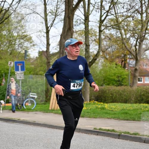 12.04.2026 - 45. Internationalen Wilhelmsburger Insellauf J. Mangold http://msf.ph/oto/9518778 12.04.2026 13:25:28 Ziel 2848, 2258, 2257, 2718, 5152, 5757, 3649, 3649, 4604, 4790, 2717, 4431, 3023, 3024, 2881, 4064, 4684 meine-sportfotos.de