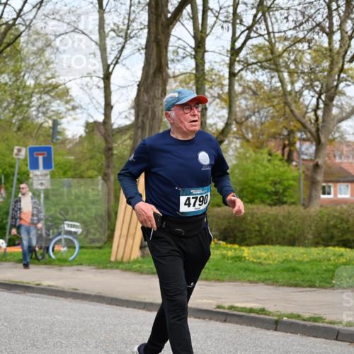 12.04.2026 - 45. Internationalen Wilhelmsburger Insellauf J. Mangold http://msf.ph/oto/9518779 12.04.2026 13:25:28 Ziel 2848, 2258, 2257, 2718, 5152, 5757, 3649, 3649, 4604, 4790, 2717, 4431, 3023, 3024, 2881, 4064, 4684 meine-sportfotos.de